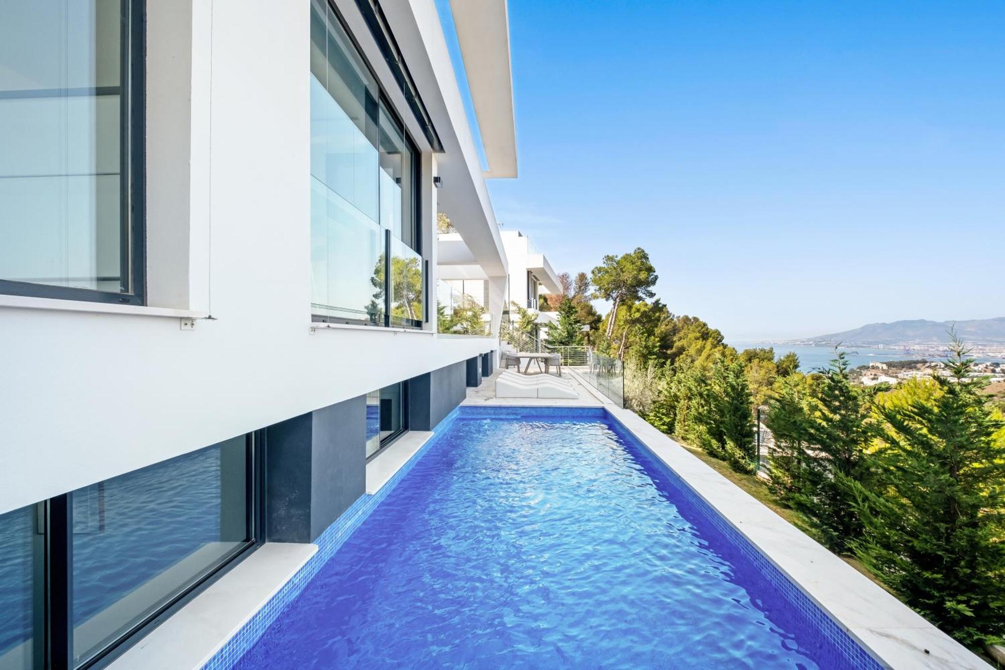 Villas Pinares De San Anton - Sea, City, Mountain, Views Málaga Esterno foto